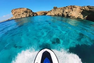 Malta: 1 uur jetski huren (geen rijbewijs nodig)