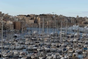 3 مدن - جولة إرشادية في بيرجو باللغات الإنجليزية والفرنسية والألمانية