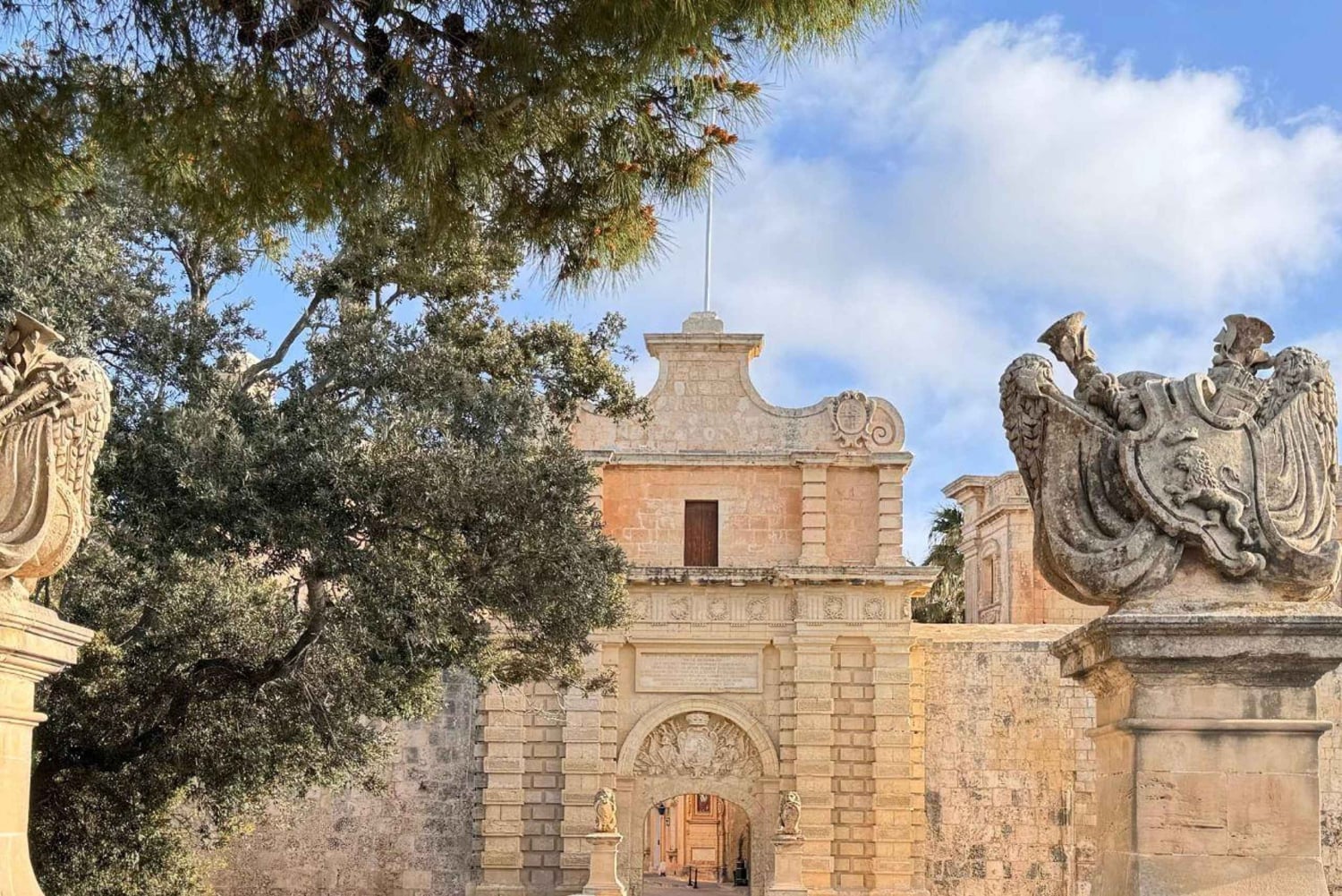 Zwischen Mauern und Geschichten: Perlen von Mdina und Rabat TOUR IN PORTUGUESE