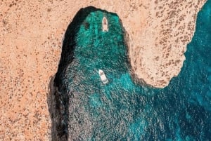 Malta: Comino, Blue Lagoon Crystal Lagoon en zeegrotten