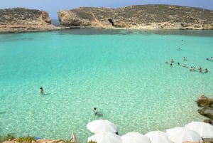 Malta: Comino, Blue Lagoon Crystal Lagoon en zeegrotten