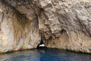 بلو لاغون: كومينو وكريستال لاغون، قارب سريع خاص في مالطا