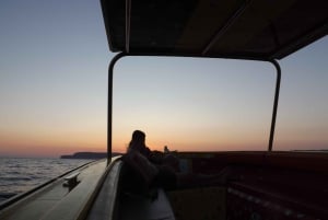 بلو لاغون: كومينو وكريستال لاغون، قارب سريع خاص في مالطا