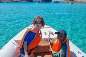 Privat båttur i Den blå lagune, Krystallagunen og Comino-grottene