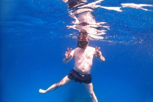 Privat båttur i Den blå lagune, Krystallagunen og Comino-grottene