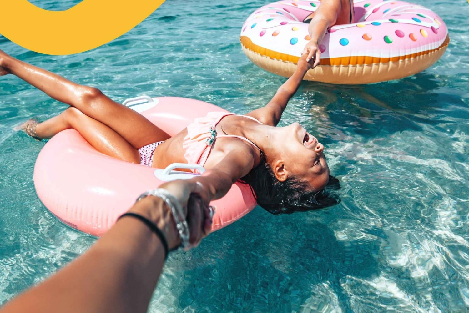 بلو لاجون: خدمة نقل ذهابًا وإيابًا بالعبّارة