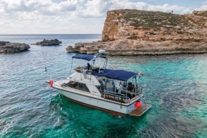 Boat for scuba divers: Um El Faroud & Ghar Lapsi