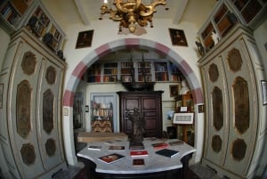 Entrada al Palacio y Museo Casa Rocca Piccola