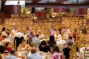 Dîner buffet de réveillon de Noël à Ta' Marija