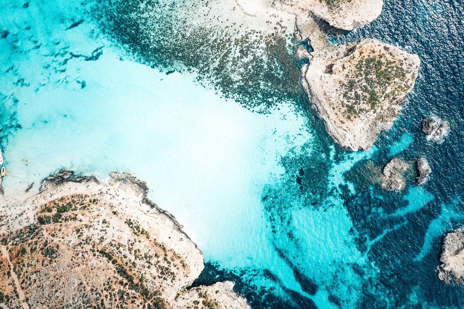 Fahrt mit der Küstenfähre zur Blauen Lagune (Insel Comino)