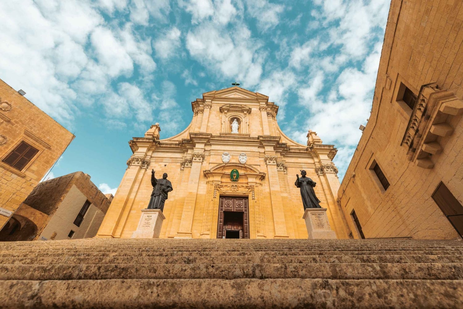 COMBO: Gozo Heritage Pass med færge + hop på-/hop af-bus