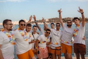 Comino: Blue Lagoon Catamaran Cruise with Lunch and Open Bar