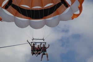 Comino: Blue Lagoon Parasailing Experience