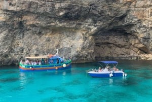 Comino: private charter to Crystal & Blue lagoon & Caves