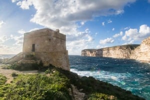 Grotte marine di Comino in motoscafo e biglietto per il bus Hop-On/Off Gozo