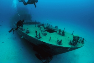 DiveSnap Underwater Sports Thrills: Lantern Point & P31 Wreck