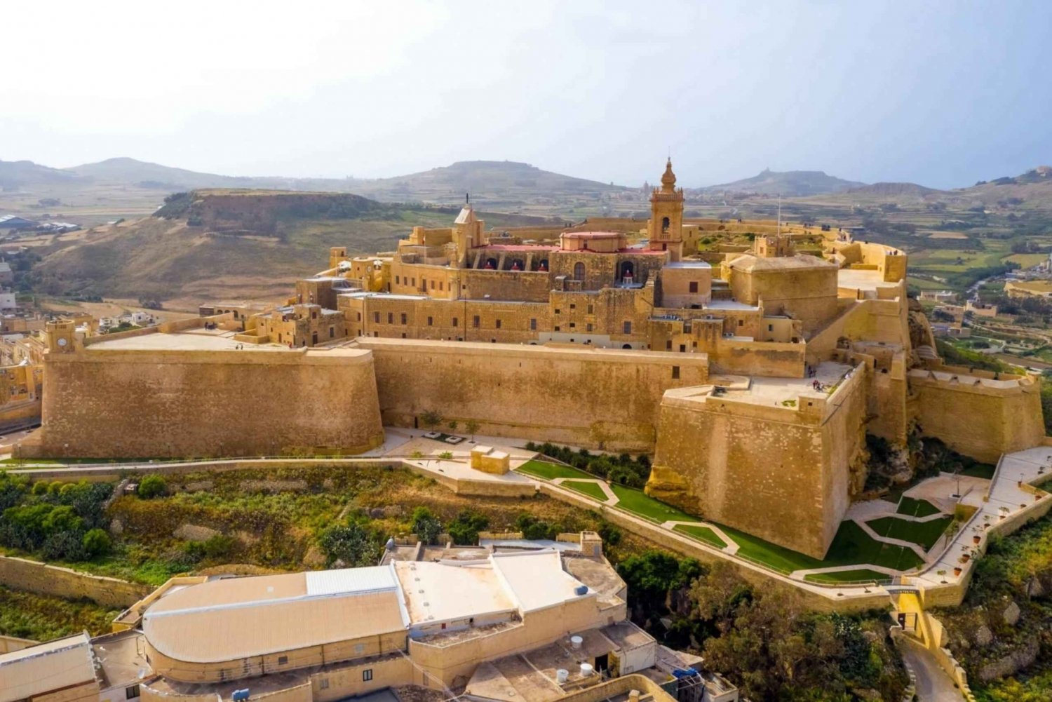 Desde Malta: Excursión de un día a Gozo, incluidos los Templos de Ggantija
