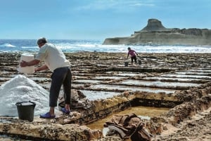 From Malta: Gozo Tuk-Tuk Tour with Comino Mini Cruise