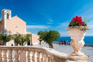 From Malta: Guided Day Trip to Taormina & Mt. Etna in Sicily
