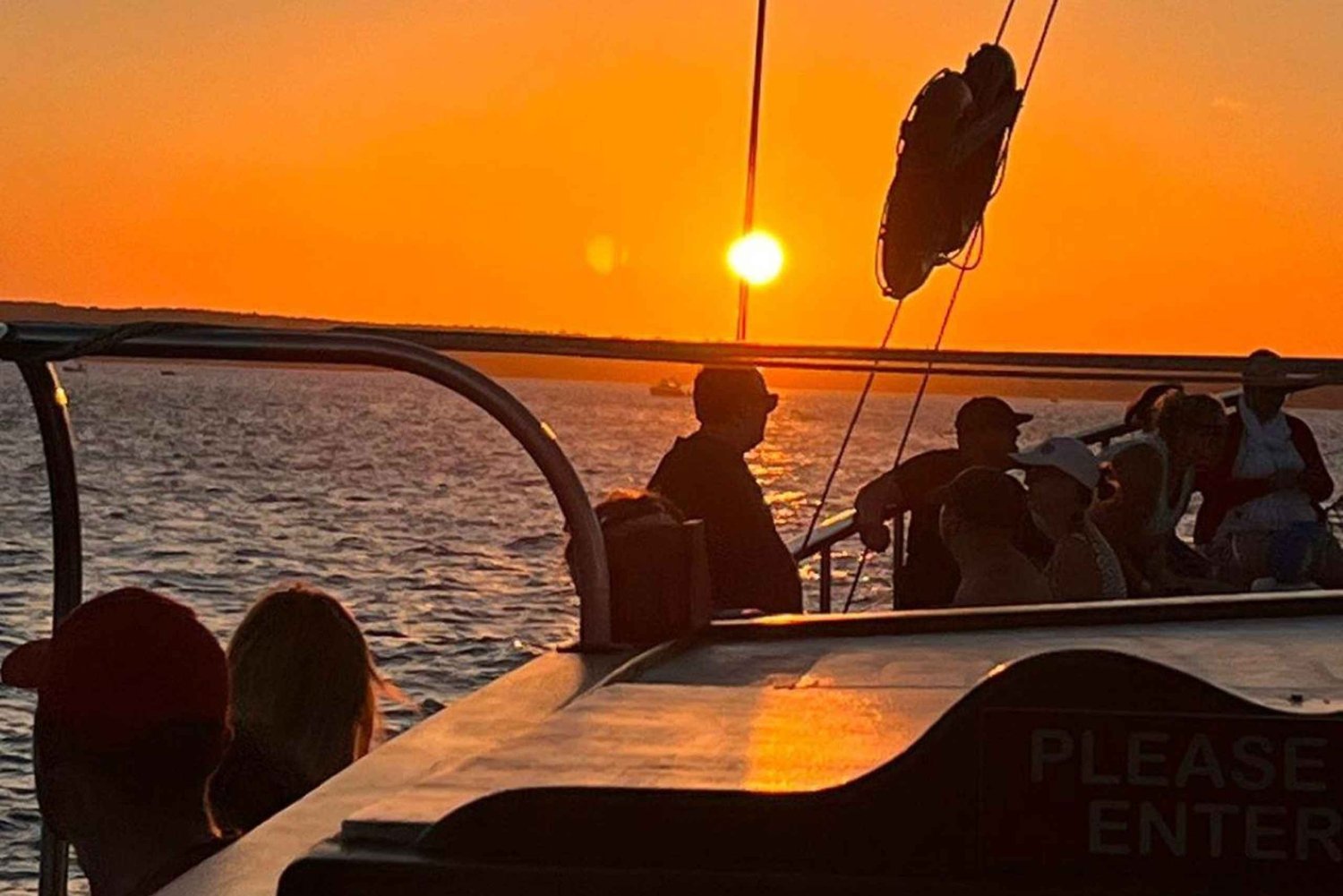 From Mellieha Bay: Blue Lagoon Sunset Cruise