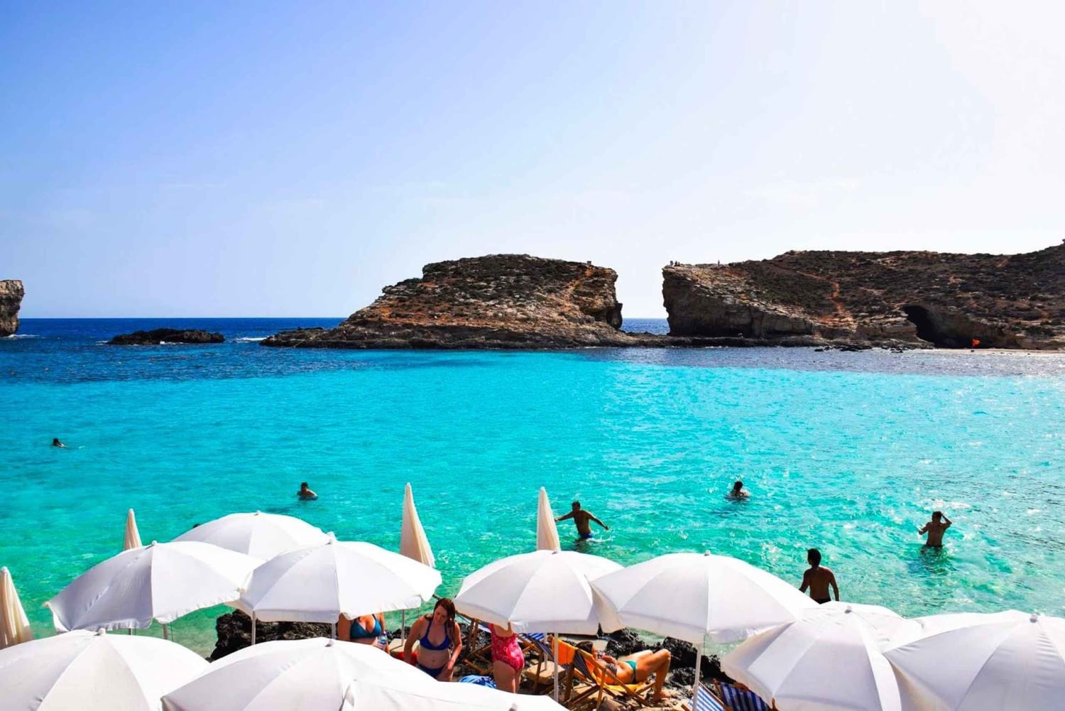 From Sliema: Comino & Blue Lagoon tour with Boat Ride