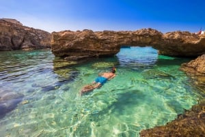 Von Sliema aus: Gozo, Comino und die Blaue Lagune: Boots- und Bustour