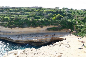 Von St. Julian's aus: Jetski-Safari in den Süden von Malta