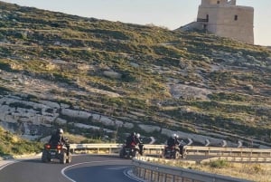 De Valletta: Passeio pela Lagoa Azul e Gozo com quadriciclos e jantar