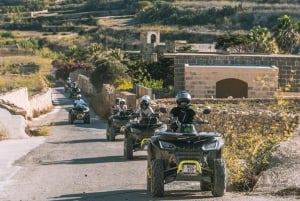 Au départ de La Valette : Lagon bleu et visite de Gozo avec quads et dîner