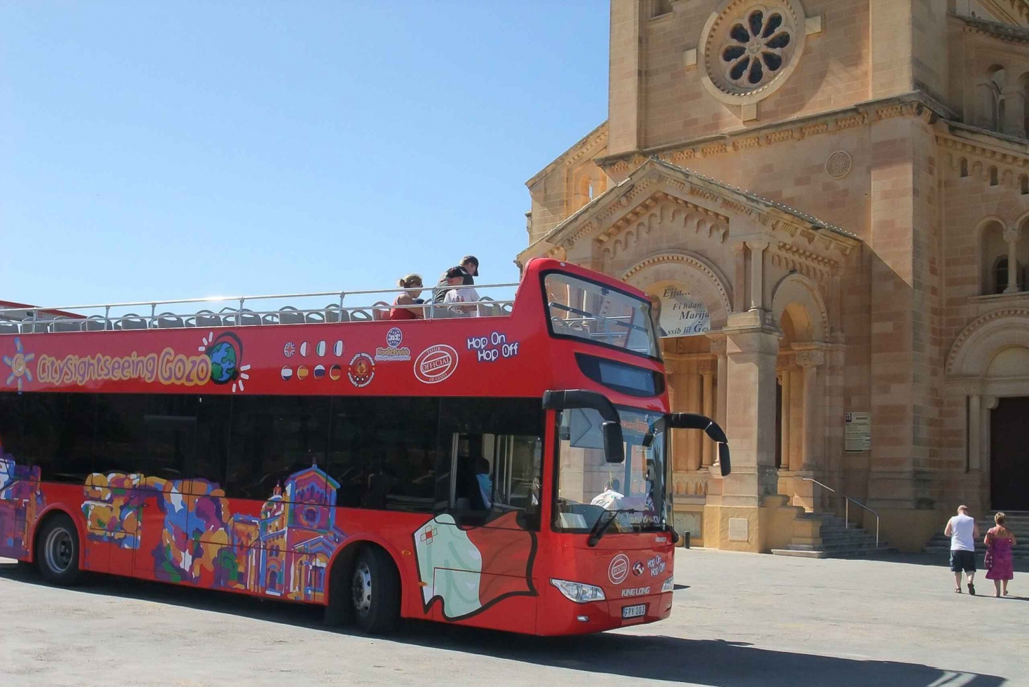 Gozo: Stadsrondleiding met hop-on-hop-off-bustour