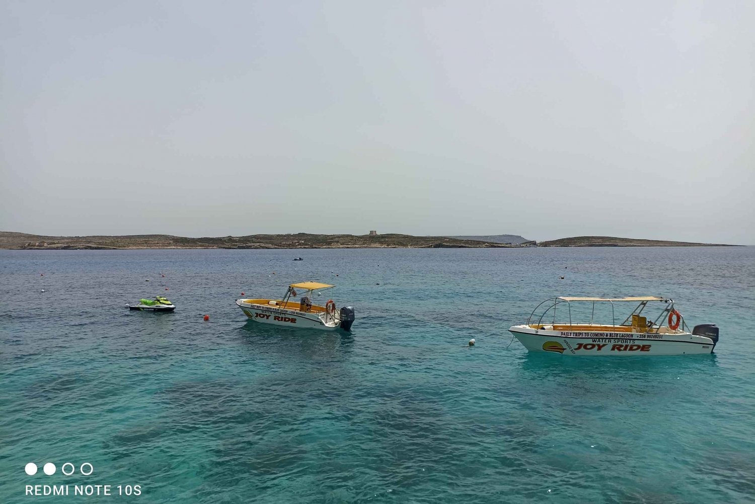 Gozo: 1 Stunde Kajak plus + Höhlentour + Ablegen an der Blauen Lagune