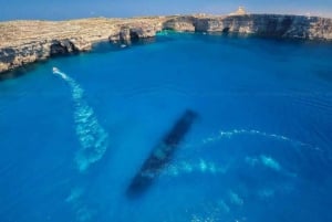 Gozo: 1 times kajak plus + grottetur + drop off Blue Lagoon