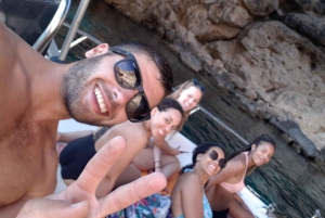 Gozo: Private 3-Hour Sunset Boat Cruise