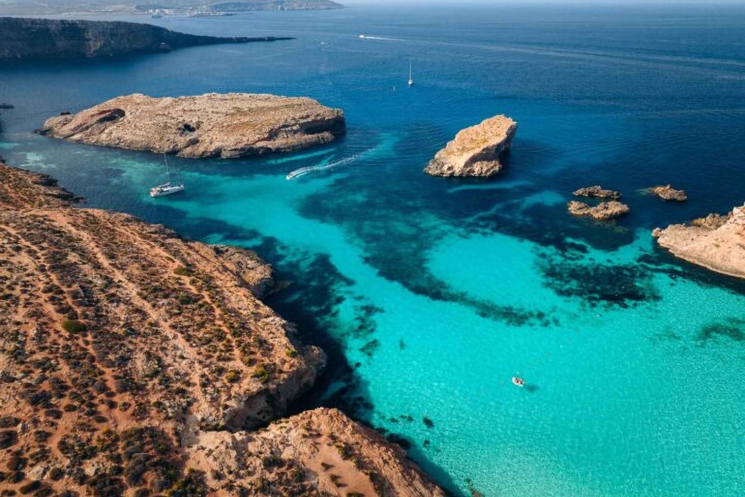 Färjetrafik mellan Gozo och Comino & Blue Lagoon