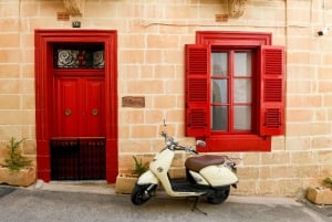 Gozo: Traditional and Local Breakfast in a Historic building