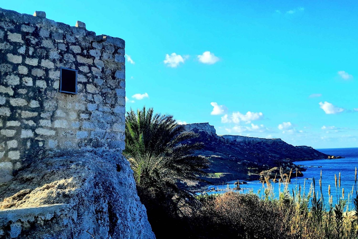 Gozo Unveiled: Guided Bouldering