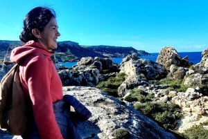 Gozo Unveiled: Guided Hiking Tour with Bouldering