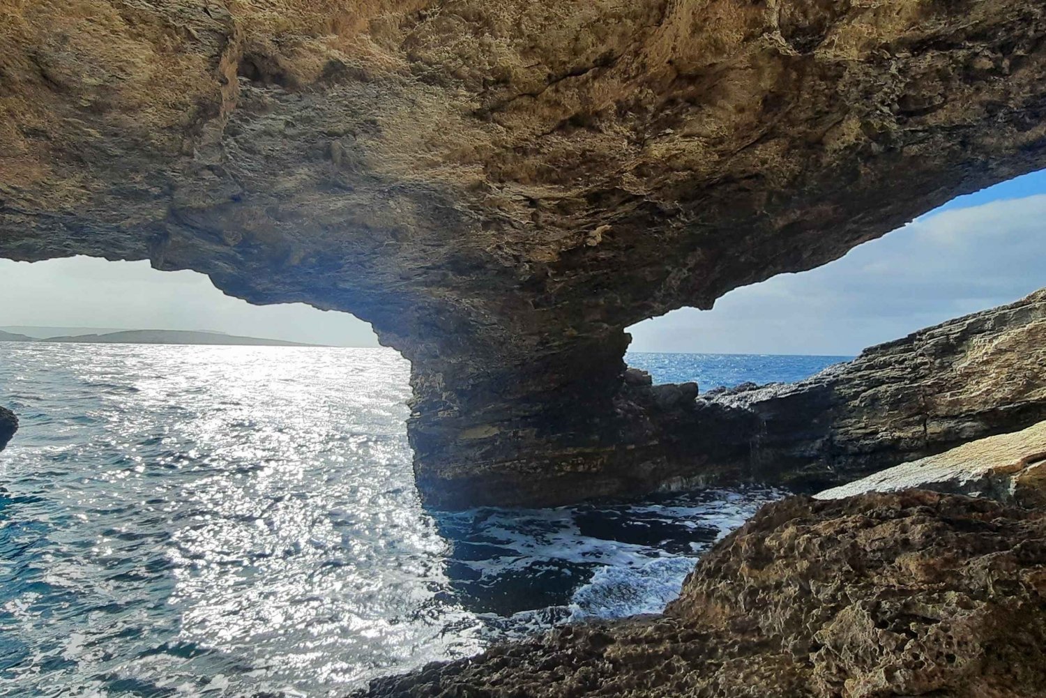 Gozo al Descubierto: Tour guiado de senderismo por el este de la isla