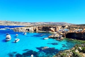 Gozo Unveiled: Guided Hiking in Comino Island