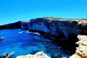 Gozo Unveiled: Guided Hiking in Comino Island