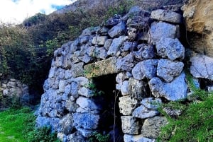 رحلة غوزو المكشوفة: جولة مشي بصحبة مرشد في غوزو - تسلق الصخور