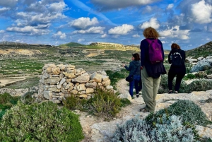Gozo Unveiled Hiking: un tour guidato di escursioni a Gozo - La parte occidentale