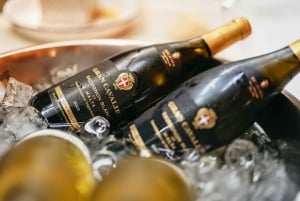 Gozo: Cata de Vinos y Cena de Cocina Abierta