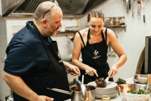 Gozo: Cata de Vinos y Cena de Cocina Abierta