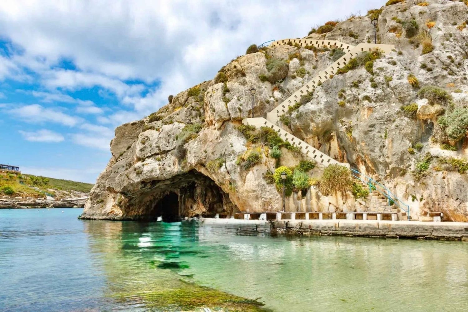 Gozo: Privat bådtur i Xlendi-bugten med huler og snorkling