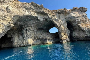 Halvdag – 4 timmar Comino, Blue Lagoon upp till 12 gäster