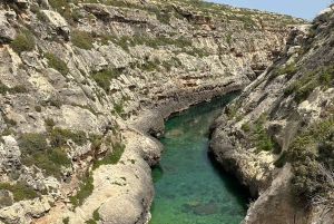 Gozon piilotetut polut: luonnonkaunis vaellus ja rannikkopiknik