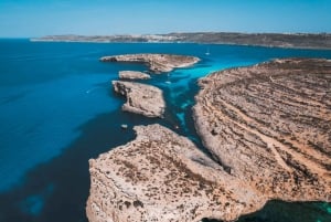 Gozo : Transfert aller-retour en bateau rapide vers le lagon bleu de Comino