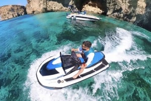 マルタ 30分ジェットスキーレンタル / レンタル - 免許不要