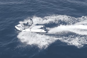 マルタ 30分ジェットスキーレンタル / レンタル - 免許不要